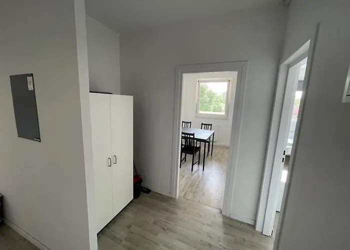 Am Ring Monteurzimmer * Böhlen